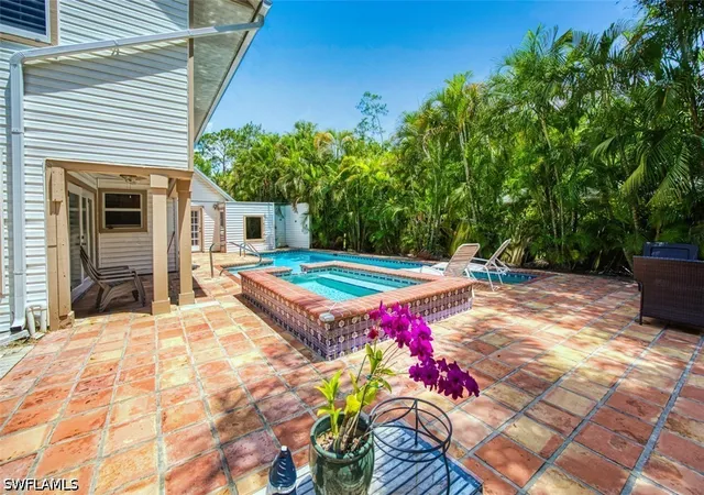 Photo 1 of Single family home for sale at 2727 66th Street Sw, Naples, FL 34105 | MLS# 226019020 | Listing updated on 2026-09-11