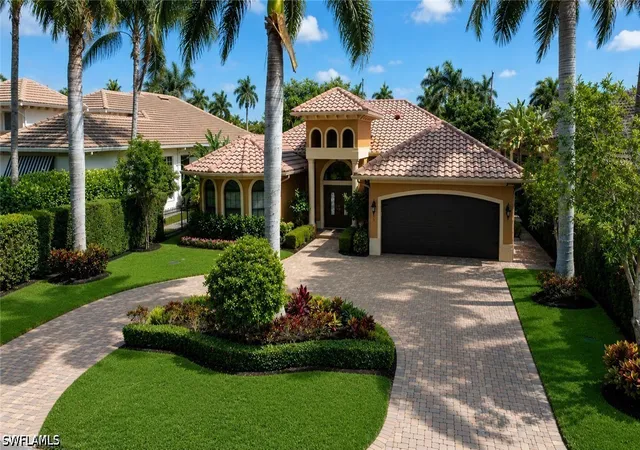 Photo 1 of Single family home for sale at 672 Fairway Ter, Naples, FL 34103 | MLS# 226016367 | Listing updated on 2026-09-20
