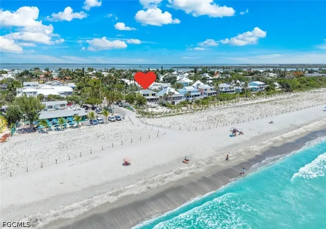 Photo 3 of Single family home for sale at 1 Sunset Captiva Ln, Captiva, FL 33924 | MLS# 2026022026 | Listing updated on 2026-09-19