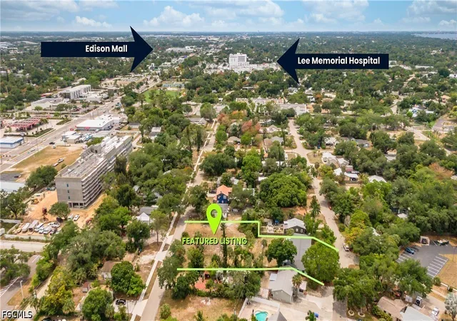 Photo 4 of House for sale at 2243/2245 Altamont Ave, Fort Myers, FL 33901 | MLS# 2026022059 | Listing updated on 2026-09-04