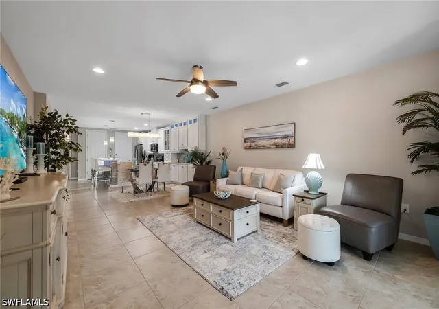 Photo 4 of Sale Pending at 14815 Edgewater Cir, Naples, FL 34114 | MLS# 226013871 | Listing updated on 2026-09-15