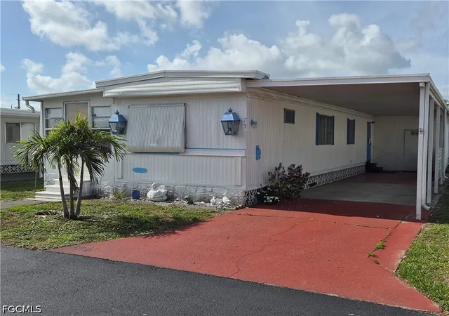 Manufactured home for sale at 75 Hacienda Blvd, Fort Myers, FL 33905 | MLS# 2026022206