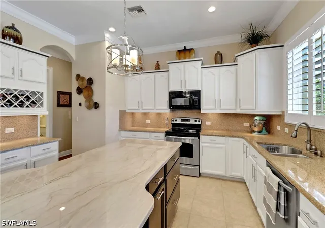 Photo 3 of Single family home for sale at 2165 Vardin Pl, Naples, FL 34120 | MLS# 226019918 | Listing updated on 2026-09-06