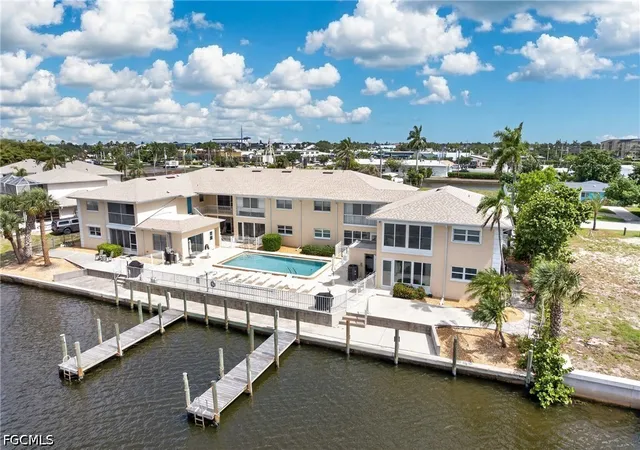 Listing Photo 1 - Condo for sale in building located at 1714 Bikini Ct, Cape Coral, FL 33904 - Unit #105