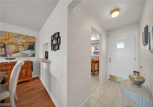 Listing Photo 4 - Condo for sale in building located at 8741 Lueck Ln, Fort Myers, FL 33919 - Unit #5