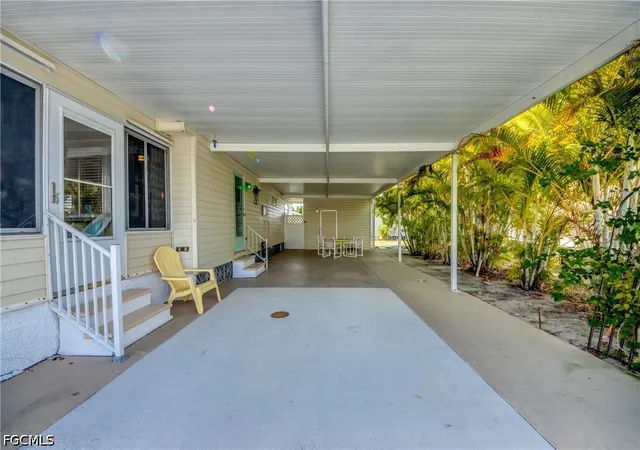 Photo 2 of Sale Pending at 5510 Back Bay Bnd, North Fort Myers, FL 33917 | MLS# 2026022690 | Listing updated on 2026-09-14