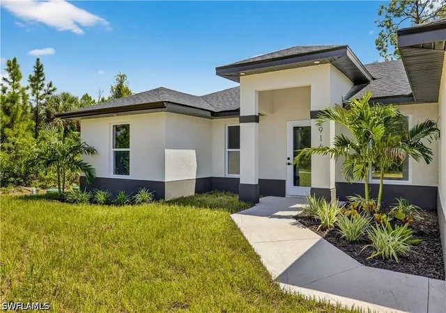 Photo 2 of Single family home for sale at 569 Aspen Ave S, Lehigh Acres, FL 33974 | MLS# 226020333 | Listing updated on 2026-09-15