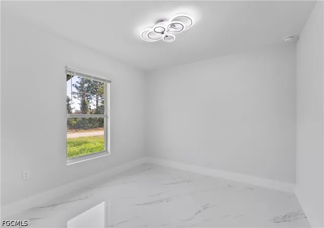 Photo 4 of Sale Pending at 940 Berg St E, Lehigh Acres, FL 33974 | MLS# 2026022798 | Listing updated on 2026-09-09