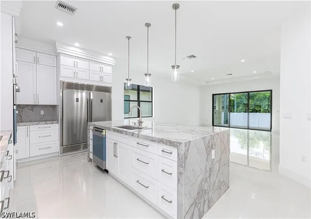 Photo 3 of Single family home for sale at 3098 Pine Tree Dr, Naples, FL 34112 | MLS# 226020037 | Listing updated on 2026-09-15