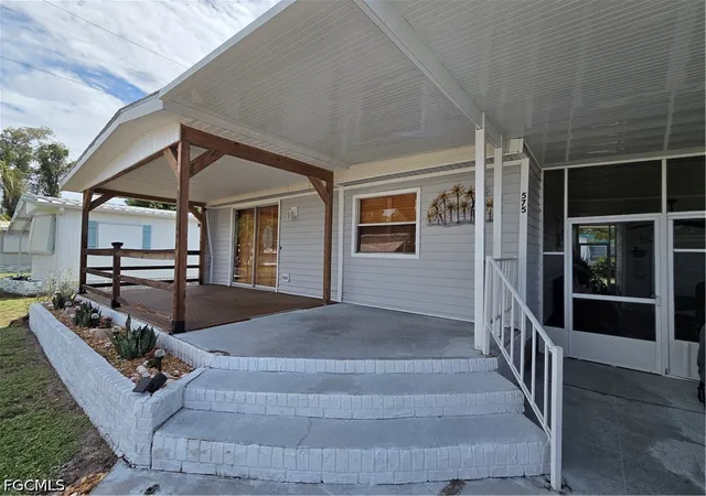 Photo 3 of Manufactured home for sale at 575 Winning Way, North Fort Myers, FL 33917 | MLS# 2026023494 | Listing updated on 2026-09-07