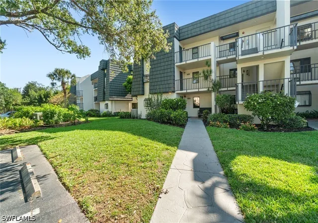 Photo 2 of Condo for sale at 1526 Oyster Catcher Point #1526A, Naples, FL 34105 | MLS# 226020237 | Listing updated on 2026-09-16