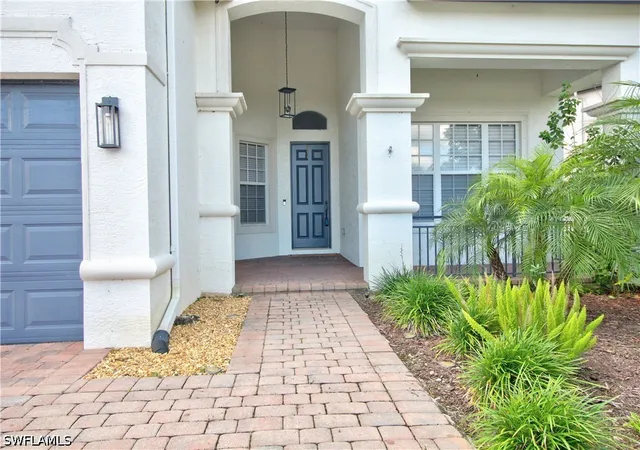 Photo 2 of Single family home for sale at 1696 Sarazen Pl, Naples, FL 34120 | MLS# 226020993 | Listing updated on 2026-10-01