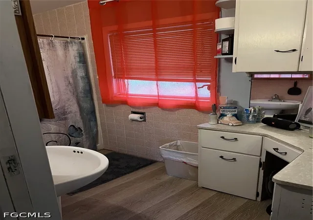 Photo 4 of Single family home for sale at 1802 Marilyn Dr, North Fort Myers, FL 33917 | MLS# 2026023619 | Listing updated on 2026-10-13
