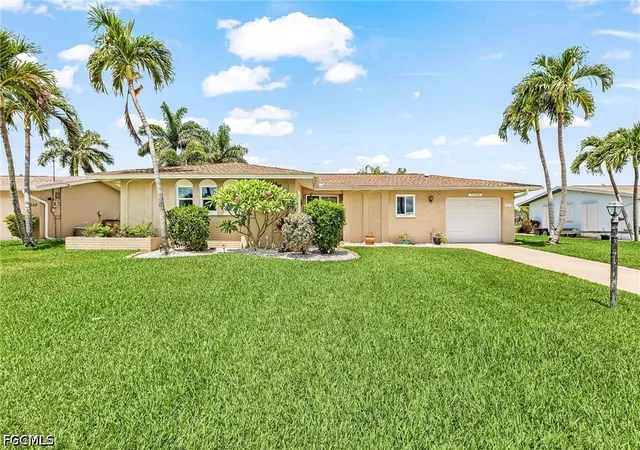 Photo 3 of Single family home for sale at 3018 Se 17th Place, Cape Coral, FL 33904 | MLS# 2026023704 | Listing updated on 2026-09-05