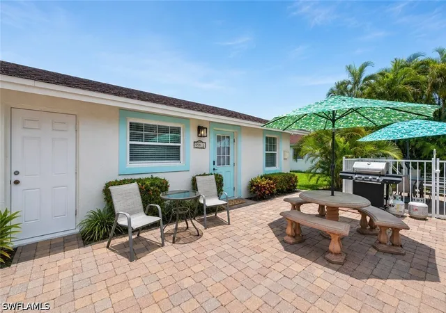 Photo 2 of House for sale at 559 105th Avenue N, Naples, FL 34108 | MLS# 226020914 | Listing updated on 2026-09-16