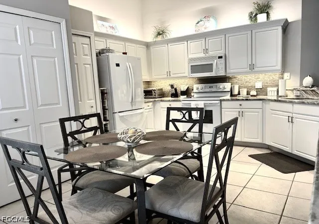 Listing Photo 4 - Condo for sale in building located at 10113 Colonial Country Clb Blvd, Fort Myers, FL 33913 - Unit #2205