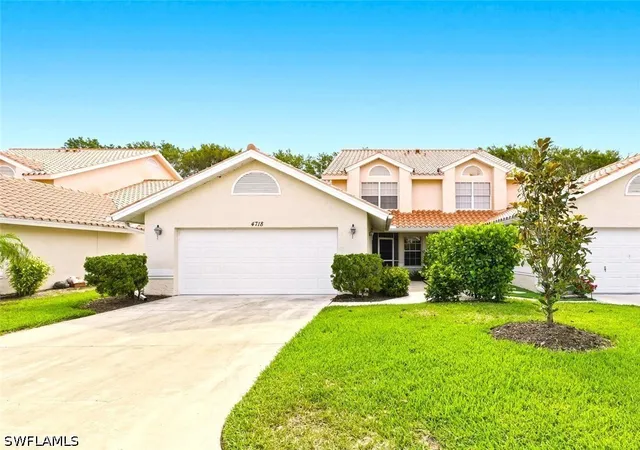 Photo 1 of Single family home for sale at 4718 Via Carmen, Naples, FL 34105 | MLS# 226019509 | Listing updated on 2026-09-15