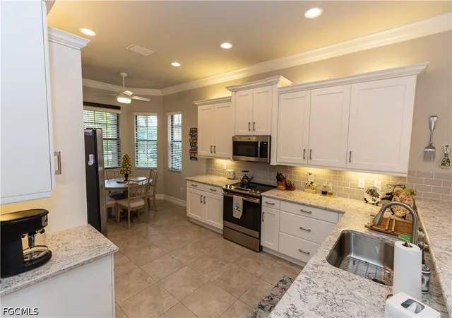 Photo 4 of Single family home for sale at 11593 Lakewood Preserve Pl, Fort Myers, FL 33913 | MLS# 2026024181 | Listing updated on 2026-09-13