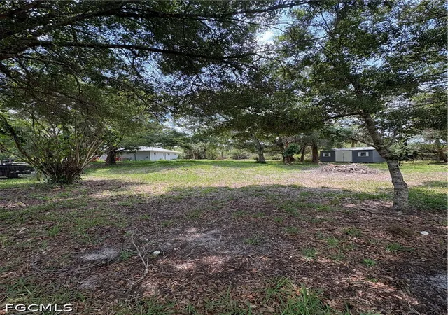 Photo 3 of Single family home for sale at 2484 Hendry Isles Blvd, Clewiston, FL 33440 | MLS# 2026024220 | Listing updated on 2026-09-08