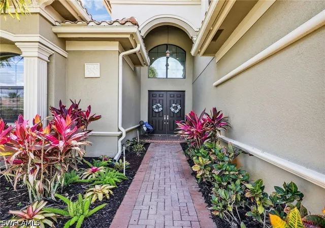 Photo 2 of Single family home for sale at 2756 Crystal Way, Naples, FL 34119 | MLS# 226021118 | Listing updated on 2026-09-06