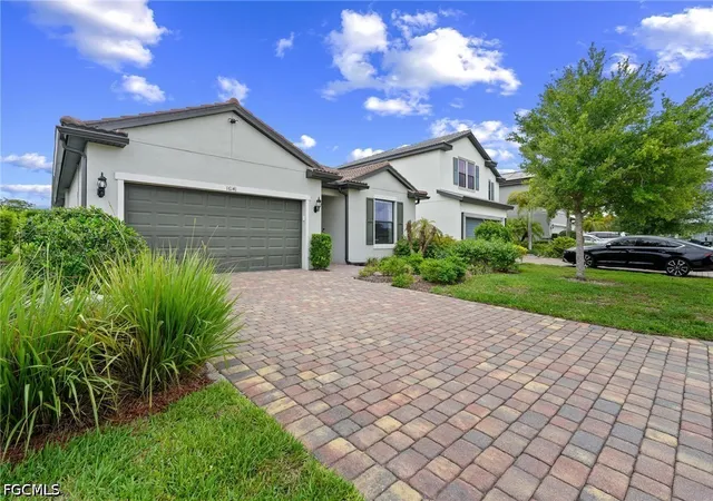 Photo 1 of Single family home for sale at 16141 Palmetto Prairie Dr, Alva, FL 33920 | MLS# 2026024241 | Listing updated on 2026-09-13