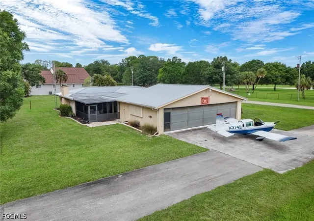 Photo 1 of Single family home for sale at 6711 Cadet Ave, Fort Myers, FL 33905 | MLS# 2026024292 | Listing updated on 2026-09-02