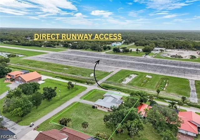 Photo 3 of Single family home for sale at 6711 Cadet Ave, Fort Myers, FL 33905 | MLS# 2026024292 | Listing updated on 2026-09-02