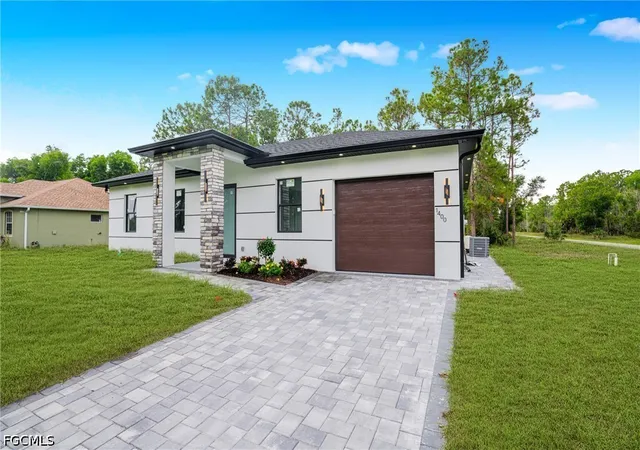 Photo 3 of Single family home for sale at 1400 E 11th Street, Lehigh Acres, FL 33972 | MLS# 2026024337 | Listing updated on 2026-09-12