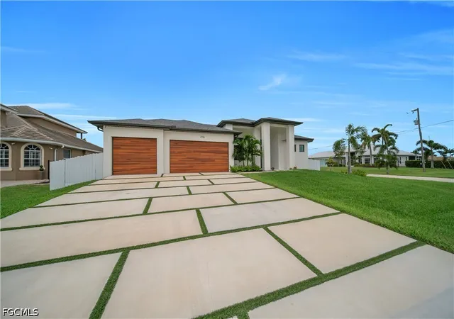 Photo 2 of Single family home for sale at 2726 Sw 38th Street, Cape Coral, FL 33914 | MLS# 2026024346 | Listing updated on 2026-09-02