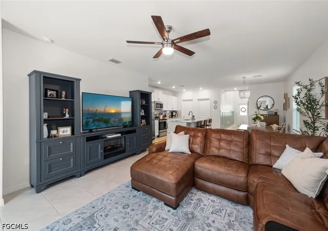 Photo 2 of Sale Pending at 7149 Ponderosa Pine Dr, Fort Myers, FL 33966 | MLS# 2026024390 | Listing updated on 2026-09-10