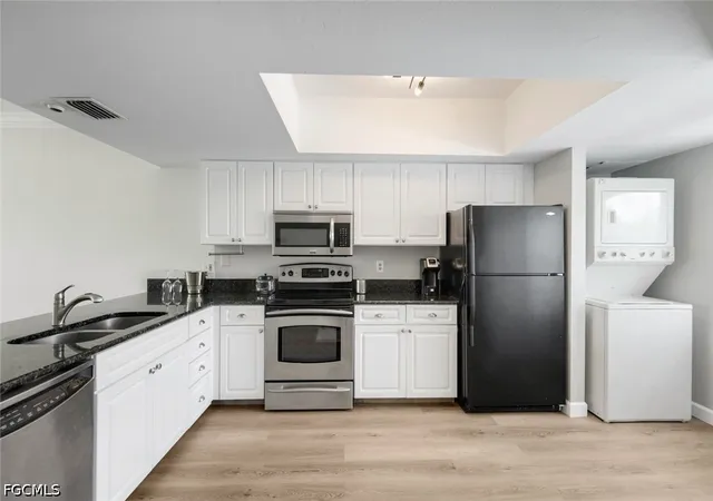 Photo 4 of Condo for sale at 4550 SE 5th Place #202, Cape Coral, FL 33904 | MLS# 2026024466 | Listing updated on 2026-10-21