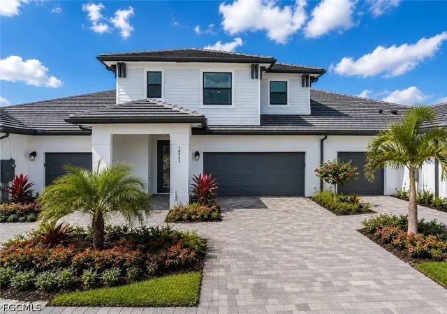 Photo 2 of Townhouse for sale at 10952 Salt Bay Way, Fort Myers, FL 33913 | MLS# 2026024520 | Listing updated on 2026-09-01