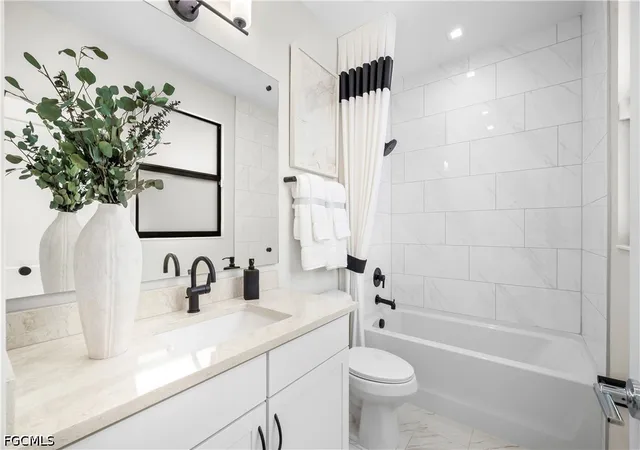 Photo 36 of Townhouse for sale at 10952 Salt Bay Way, Fort Myers, FL 33913 | MLS# 2026024520 | Listing updated on 2026-09-01