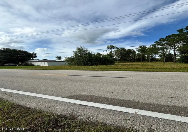 Photo 4 of Land for sale at 14 W 10th Street, Lehigh Acres, FL 33972 | MLS# 2026024579 | Listing updated on 2026-10-22