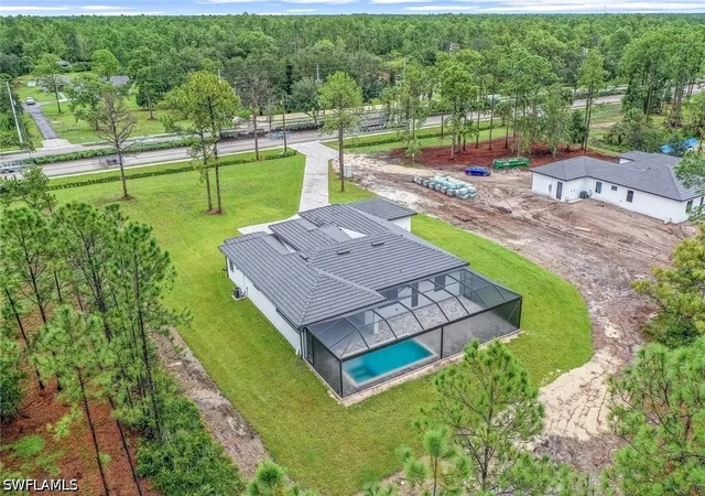 Photo 4 of Single family home for sale at 2840 Golden Gate Blvd W, Naples, FL 34120 | MLS# 226021680 | Listing updated on 2026-09-16