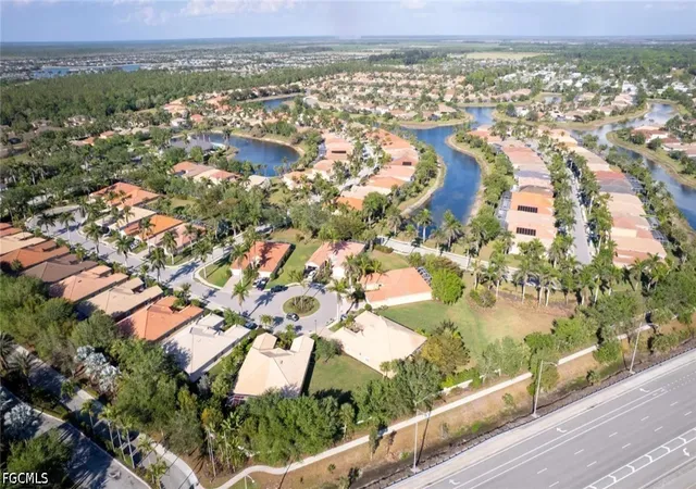 Photo 2 of Townhouse for sale at 14190 Fall Crk Ct, Naples, FL 34114 | MLS# 2026024685 | Listing updated on 2026-09-06