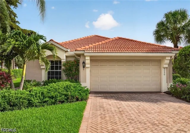 Photo 2 of Single family home for sale at 9550 Hemingway Ln, Fort Myers, FL 33913 | MLS# 2026024701 | Listing updated on 2026-10-03