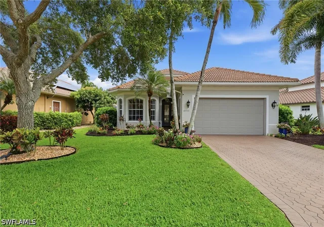Photo 2 of Sale Pending at 10736 Fieldfair Dr, Naples, FL 34119 | MLS# 226021204 | Listing updated on 2026-09-11