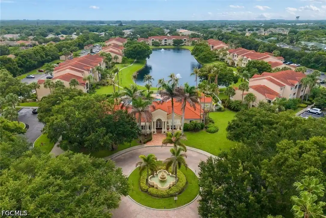 Listing Photo 2 - Condo for sale in 1590 S 42Nd Cir located at 1590 S 42Nd Cir, Vero Beach, FL 32967 - Unit #209