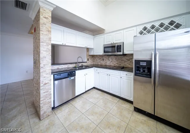 Listing Photo 1 - Condo for sale in building located at 3407 Winkler Ave, Fort Myers, FL 33916 - Unit #304
