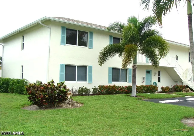 Photo 3 of Sale Pending at 135 Quails Nest Rd #4, Naples, FL 34112 | MLS# 226022074 | Listing updated on 2026-09-03
