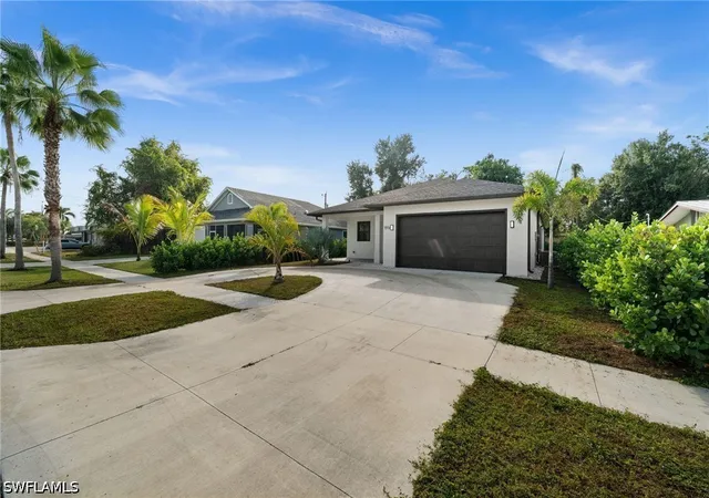 Photo 2 of Single family home for sale at 1916 Jefferson Ave, Fort Myers, FL 33901 | MLS# 226022176 | Listing updated on 2026-09-11
