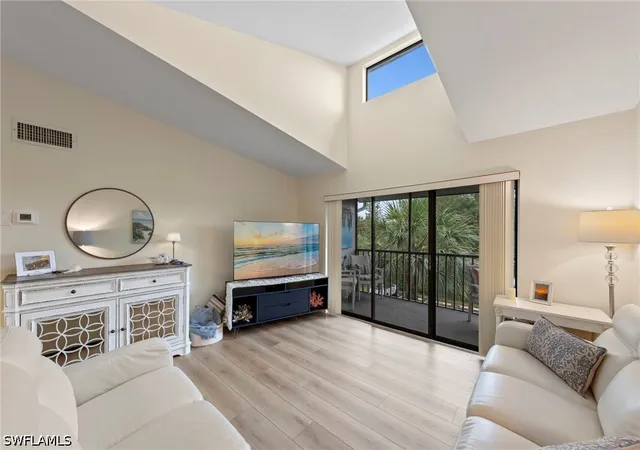 Listing Photo 5 - Condo for sale in building located at 9970 Sailview Ct, Fort Myers, FL 33905 - Unit #20