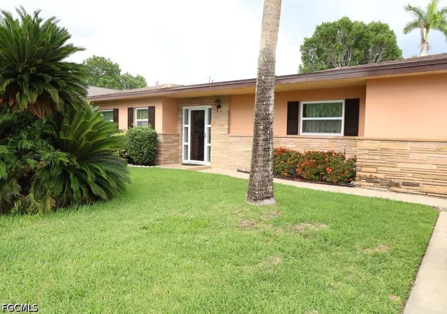 Photo 2 of Sale Pending at 5227 Glade Ct, Cape Coral, FL 33904 | MLS# 2026025186 | Listing updated on 2026-09-15