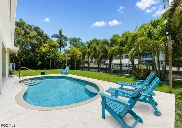 Photo 2 of Single family home for sale at 5118 York Ct, Cape Coral, FL 33904 | MLS# 2026025206 | Listing updated on 2026-09-03