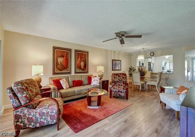 Listing Photo 4 - Condo for sale in building located at 9900 Sunset Cvs Ln, Fort Myers, FL 33919 - Unit #114