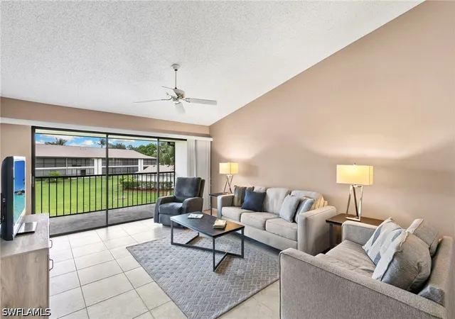 Listing Photo 4 - Condo for sale in building located at 236 Pebble Bch Cir, Naples, FL 34113 - Unit #A202