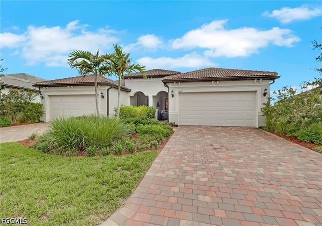 Photo 1 of Townhouse for sale at 16621 Rolling Rock Blvd, Alva, FL 33920 | MLS# 2026025353 | Listing updated on 2026-09-06