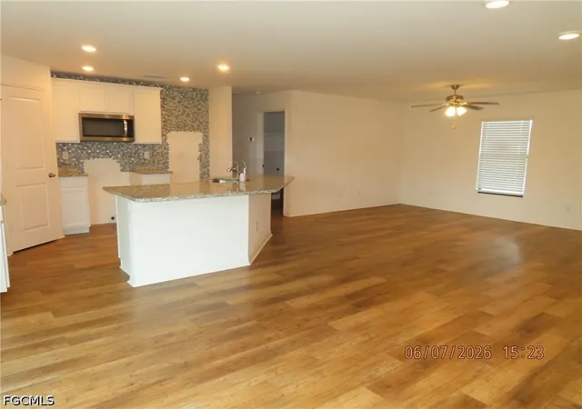Photo 3 of Sale Pending at 178 Blackstone Dr, Fort Myers, FL 33913 | MLS# 2026025386 | Listing updated on 2026-09-13