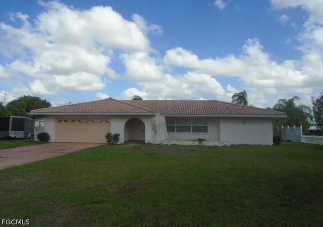Photo 2 of Sale Pending at 13868 Lazy Ln, Fort Myers, FL 33905 | MLS# 2026025416 | Listing updated on 2026-09-04